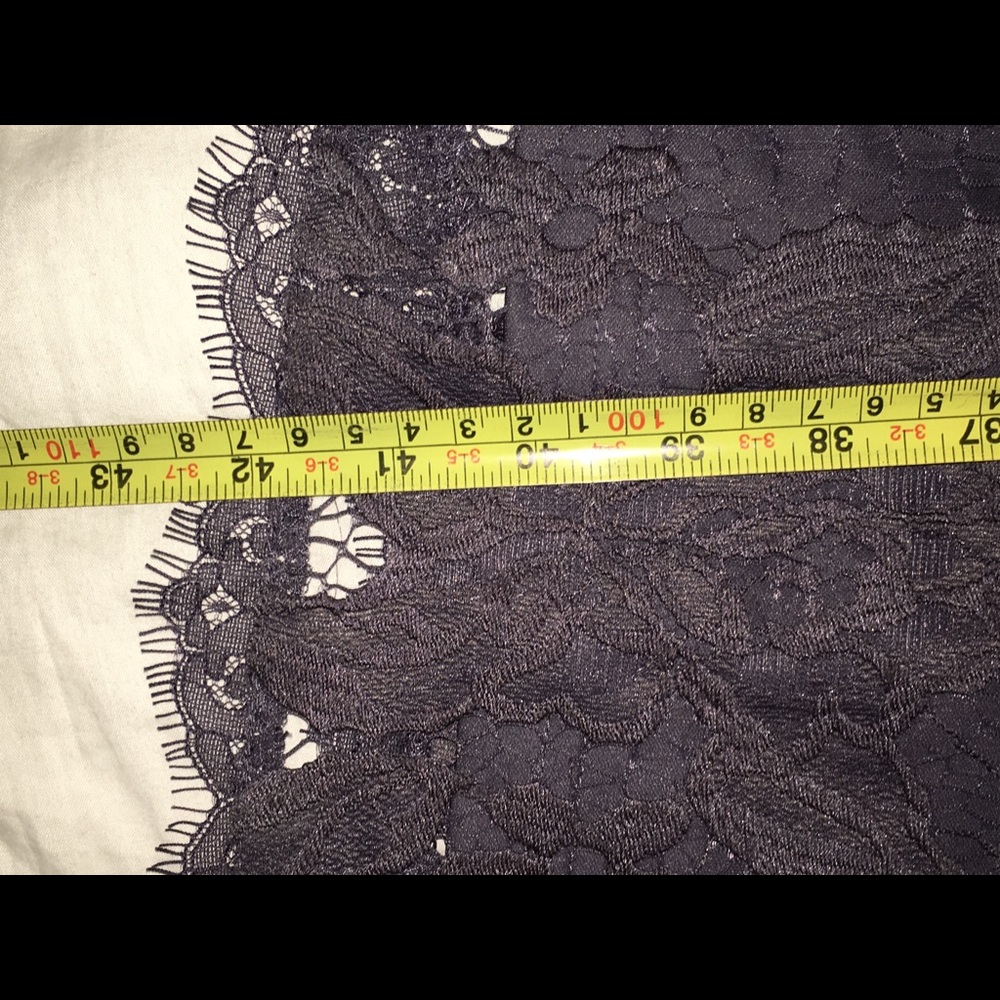 Dress - Picture 4 of 7